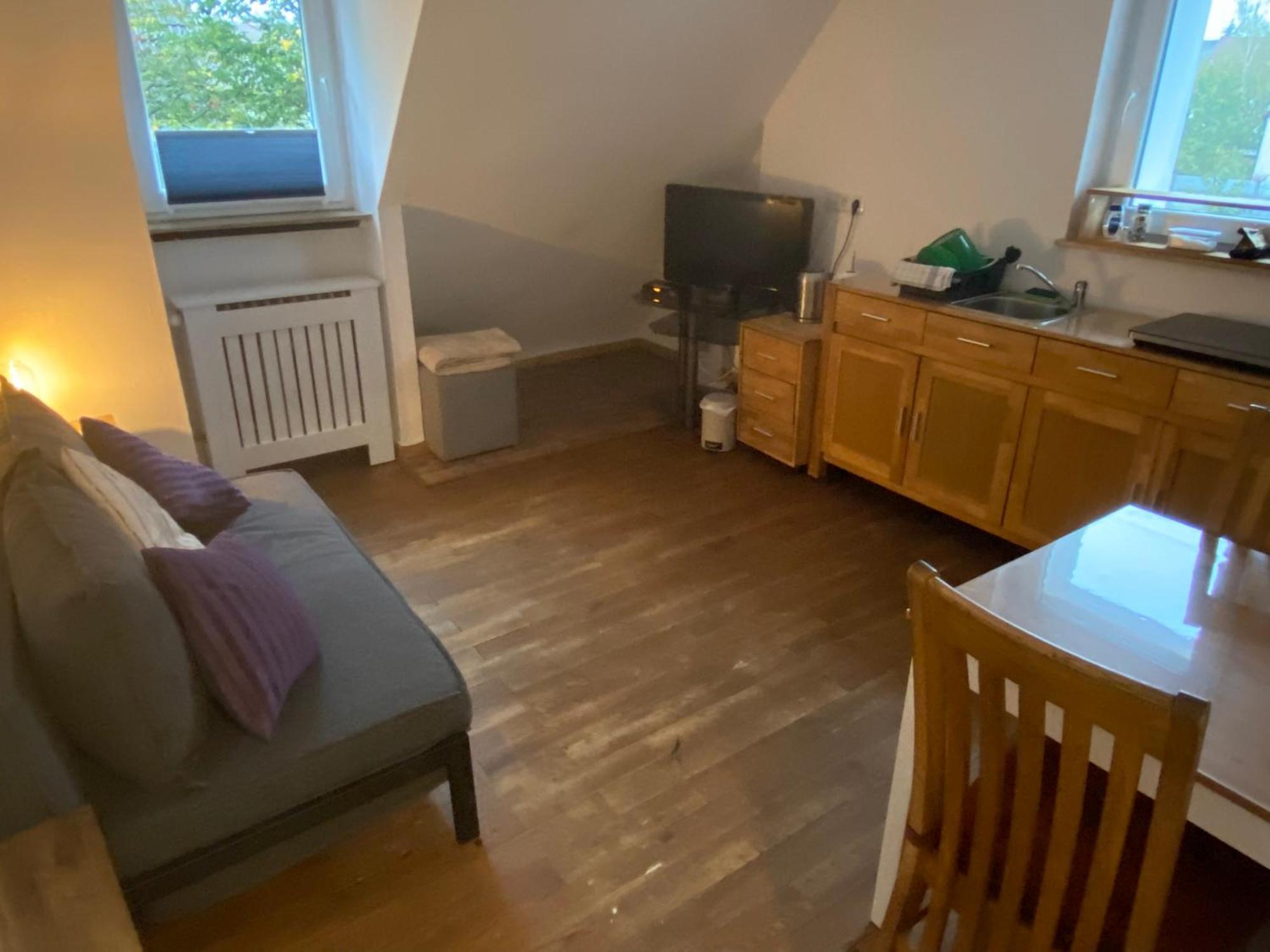 Westpark Appartment - 15Min Zum Zentrum Neurenberg Buitenkant foto